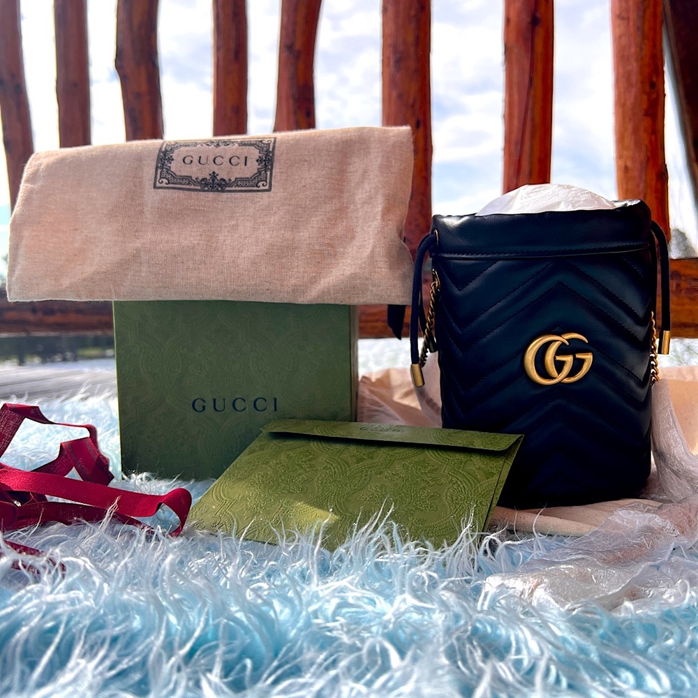 GG MARMONT MONI BUCKET BAG - Picture 1 of 5